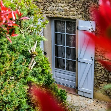Logis Le Relais Du Bastidou Hotel
