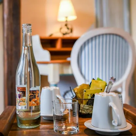 Logis Le Relais Du Bastidou Hotel