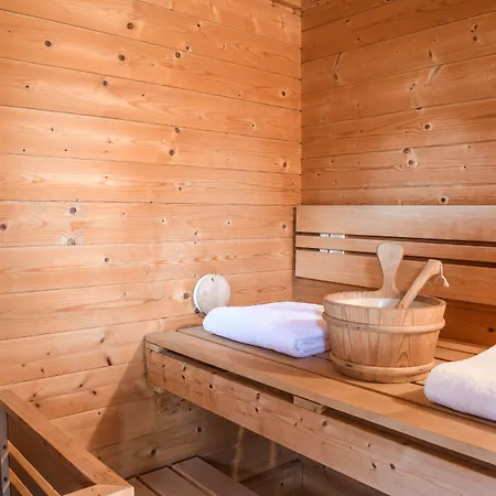 Logis Le Relais Du Bastidou 3*