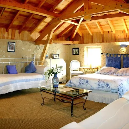 Hotel Logis Le Relais Du Bastidou 3*