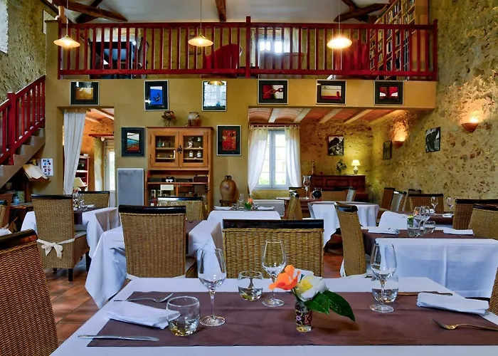 Logis Le Relais Du Bastidou 3* Beaumarches