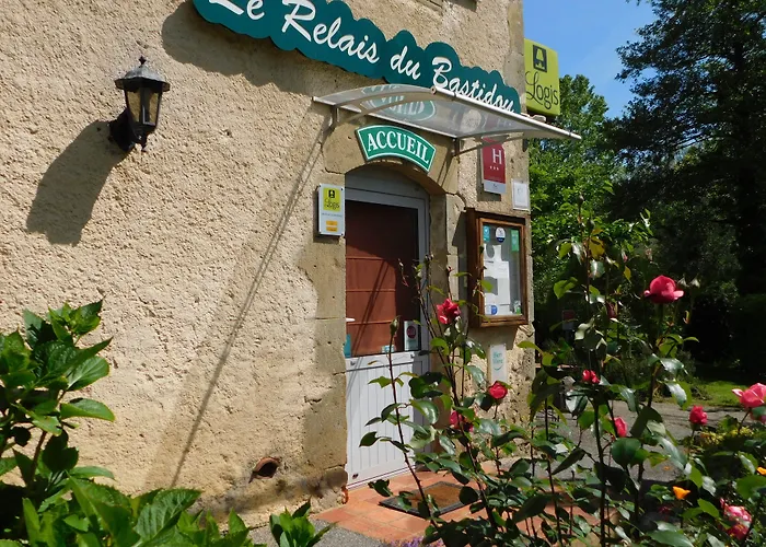 Отель Logis Le Relais Du Bastidou Beaumarches
