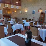 Logis Le Relais Du Bastidou 3* Beaumarches