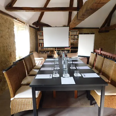 Logis Le Relais Du Bastidou 3*