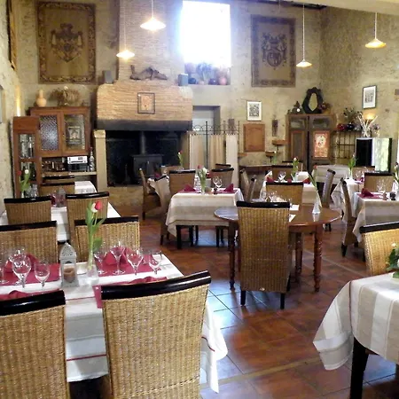 Hotel Logis Le Relais Du Bastidou 3*