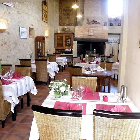Logis Le Relais Du Bastidou 3* Beaumarches
