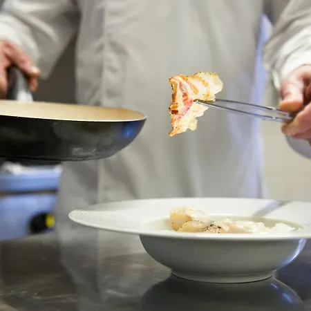 Logis Le Relais Du Bastidou Hotel 3*