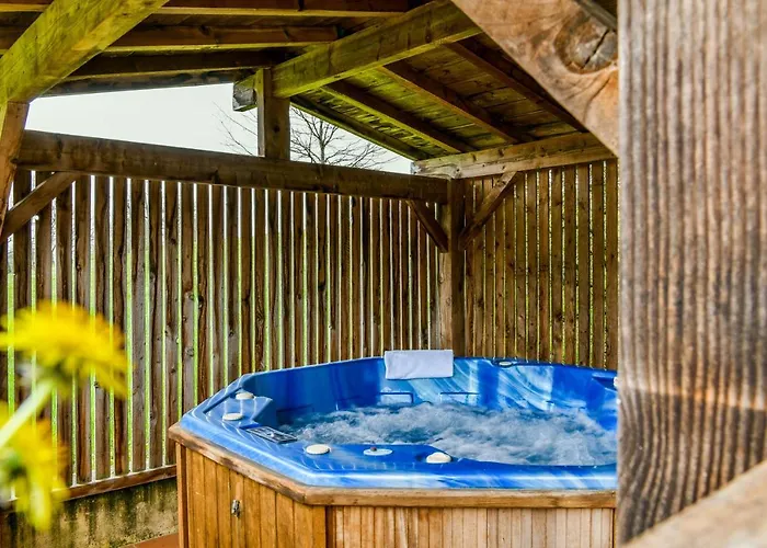 Hotel Logis Le Relais Du Bastidou Beaumarches