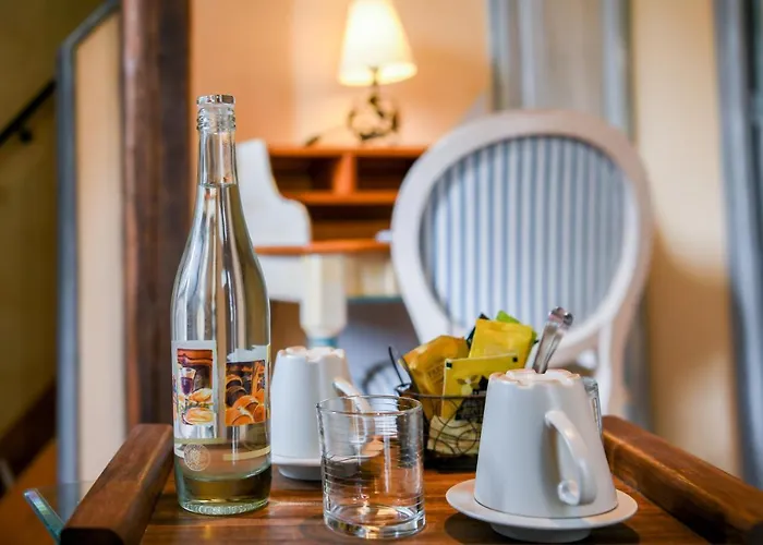 Logis Le Relais Du Bastidou Hotel