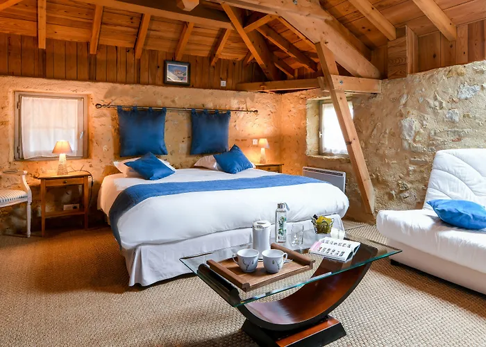 Logis Le Relais Du Bastidou 3* Beaumarches