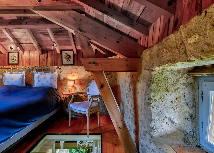 Logis Le Relais Du Bastidou 3*