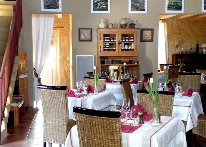 Logis Le Relais Du Bastidou 3* Beaumarches