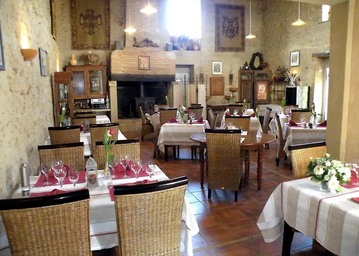 Hotel Logis Le Relais Du Bastidou 3*